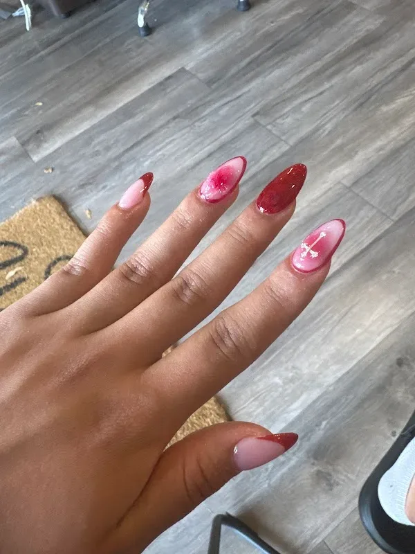 NAIL LOUNGE — Nail salon in Myrtle Beach