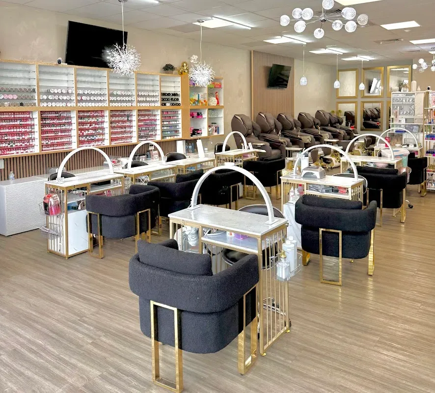 VIP Nails & Lash — Nail salon in Thornton
