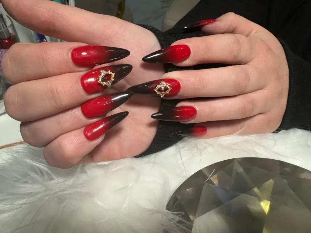 Lovely Lash and Nails Orem — Nail salon in Orem