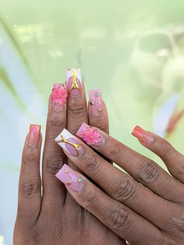 LV Nails & Spa (Hiring nailtech) — Nail salon in Howell Township
