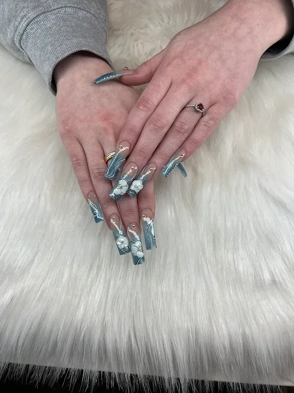 Fresh Nails Spa — Nail salon in Marysville
