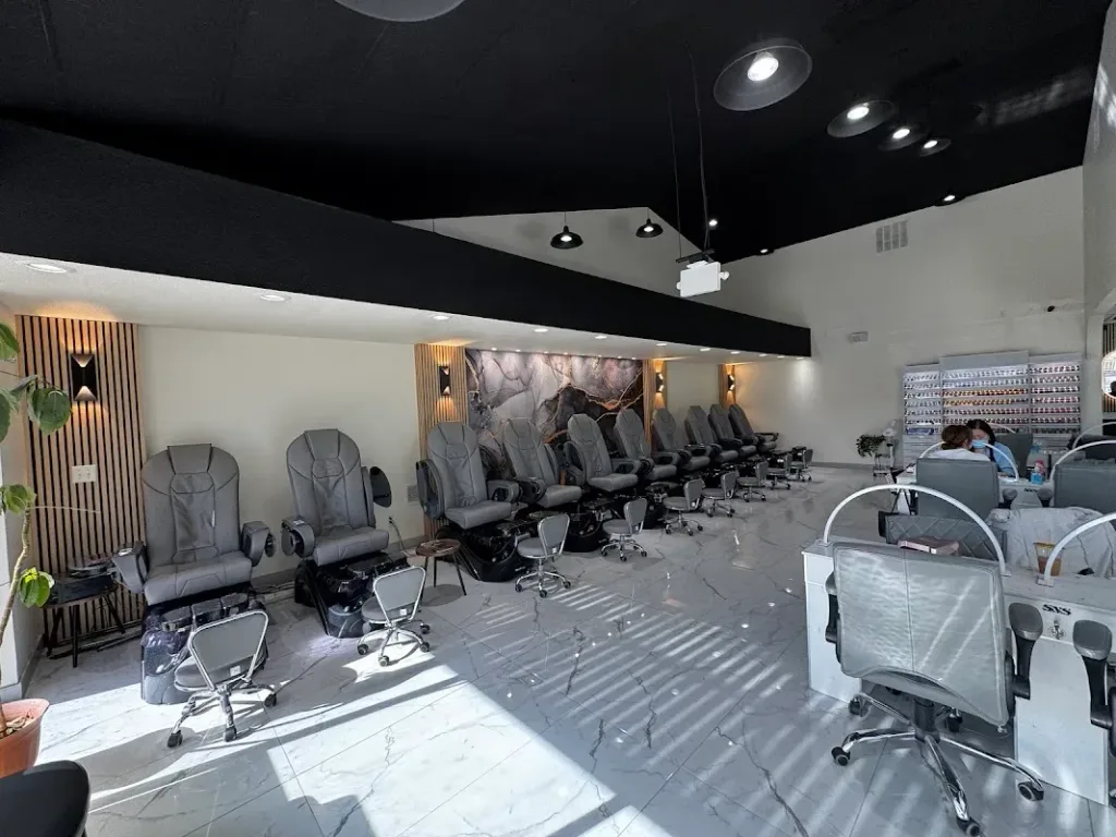 Sala Nails & Spa Aurora — Nail salon in Aurora