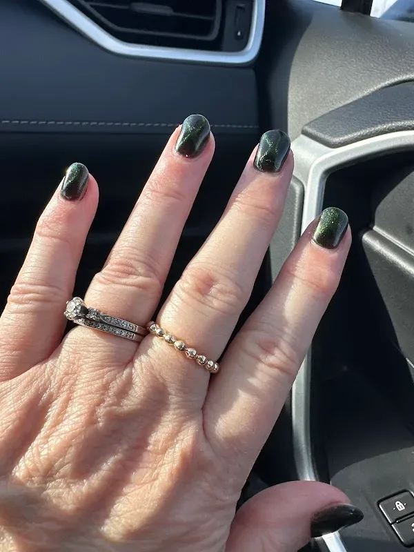 Queen Nail Spa — Nail salon in Paducah