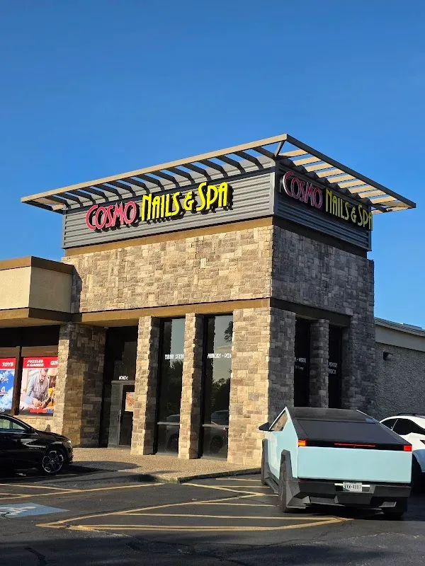 Cosmo Nails & Spa — Nail salon in Dallas