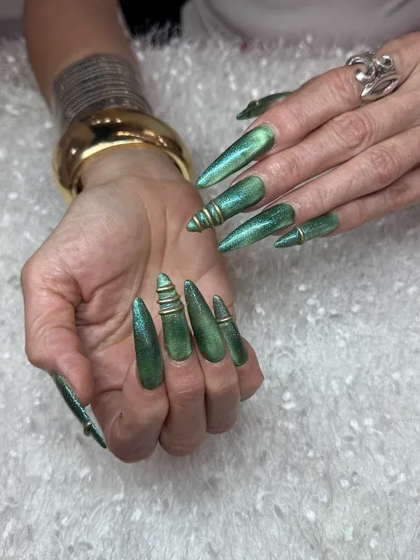 Queen Spa at S Lamar — Nail salon in Austin