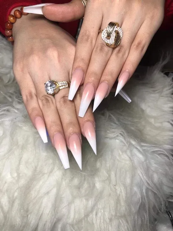 Casa View Villa Nail Salon (10% off for new customers checkin) — Nail salon in Dallas