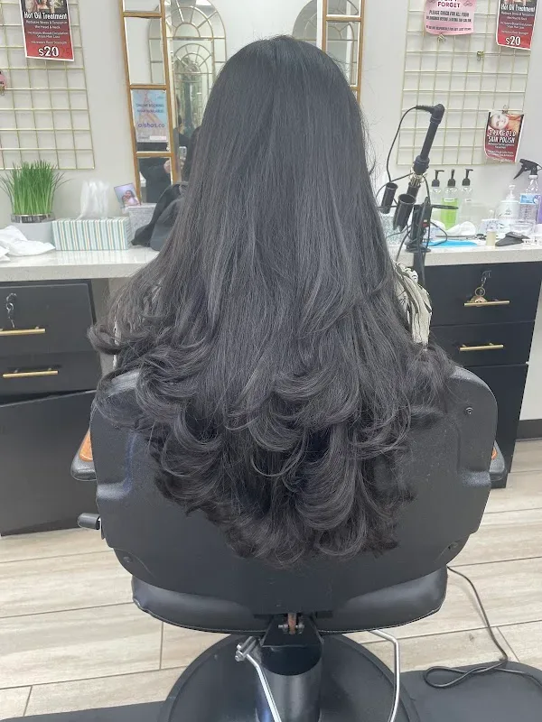 Aisha's Salon & Spa — Beauty salon in Richmond