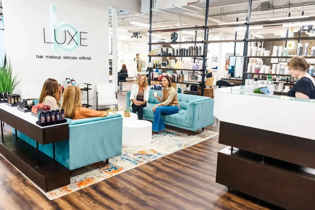 b.LUXE Hair and Makeup Studio — Beauty salon in Medway