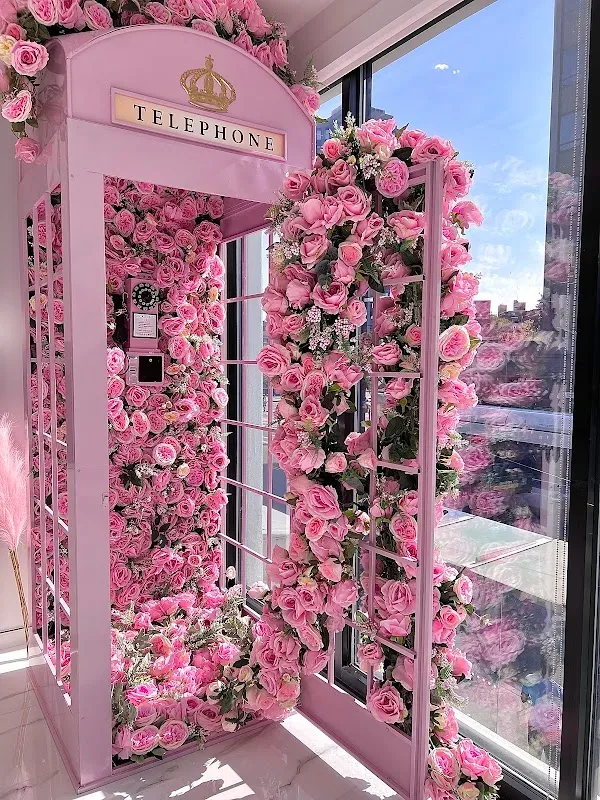 Royal Beauty Studio — Beauty salon in Forest Hills