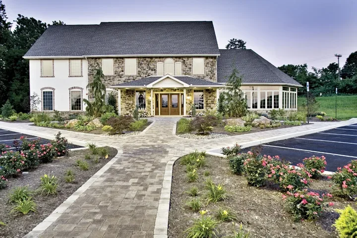 Lords & Ladies Salon and Medical Spa - Fleetwood — Beauty salon in Blandon