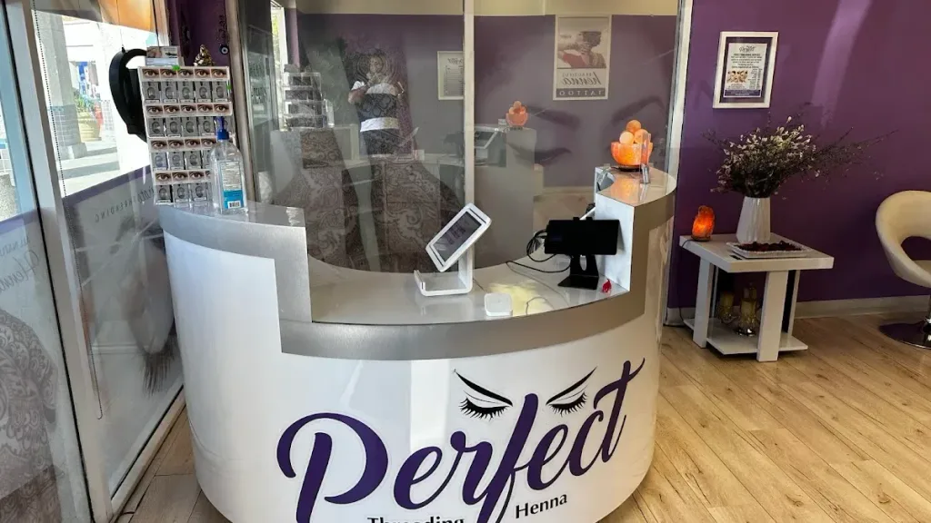 Perfect Threading & Henna — Beauty salon in Madera