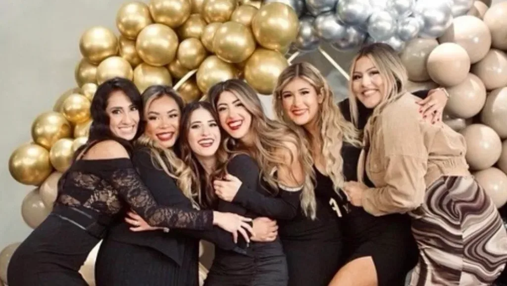 Gold & Ash Salon — Beauty salon in Palatine