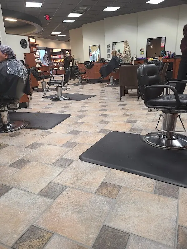 Cole's Salon — Beauty salon in Eagan