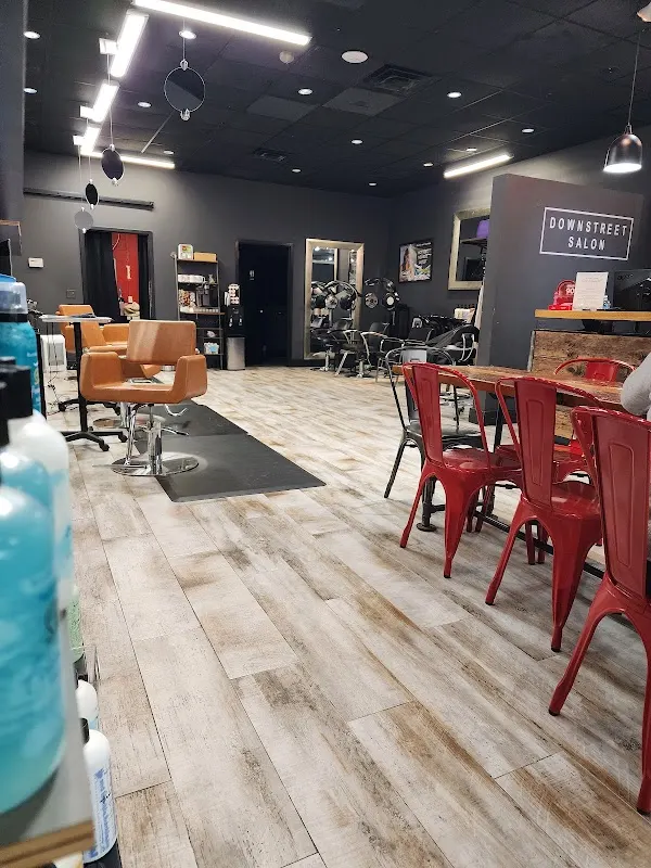 DownStreet — Beauty salon in Hershey