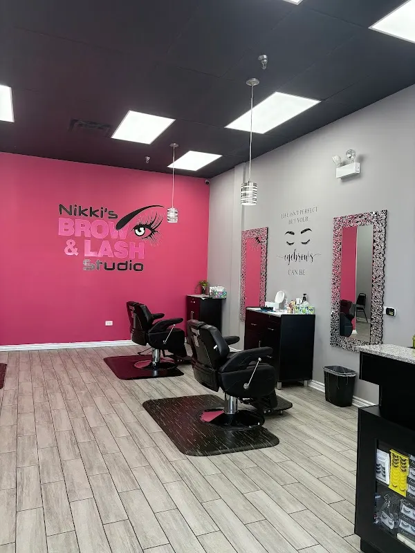 Nikki's Brow & Lash Studio — Beauty salon in Alsip