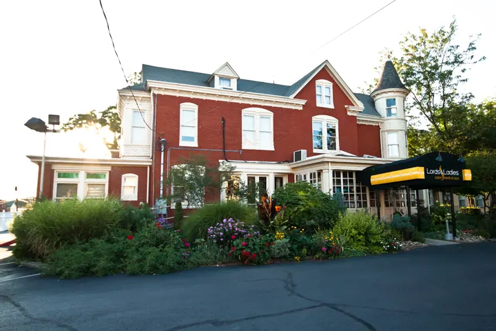 Lords & Ladies — Beauty salon in Pottstown