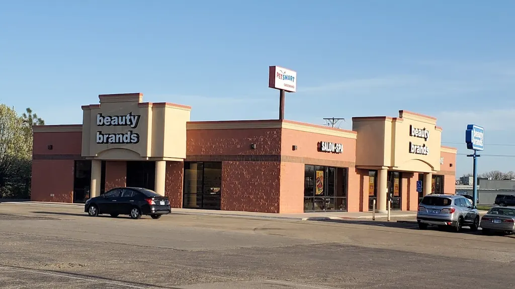 Beauty Brands — Beauty salon in Topeka