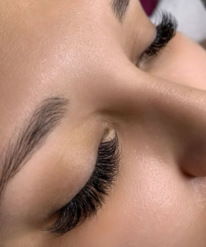 Lash Bar — Beauty salon in Astoria