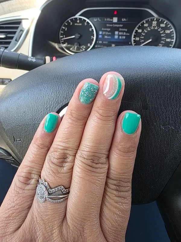 Star Nails — Nail salon in Battle Ground