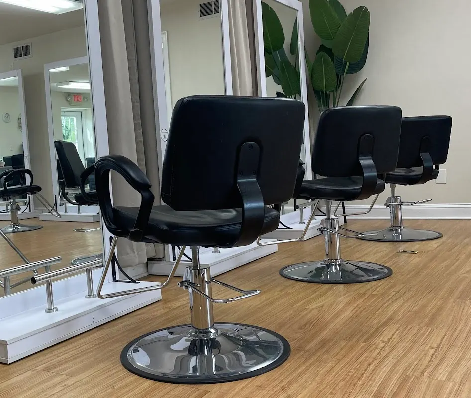Polished Salon and Beauty Bar — Beauty salon in Forked River