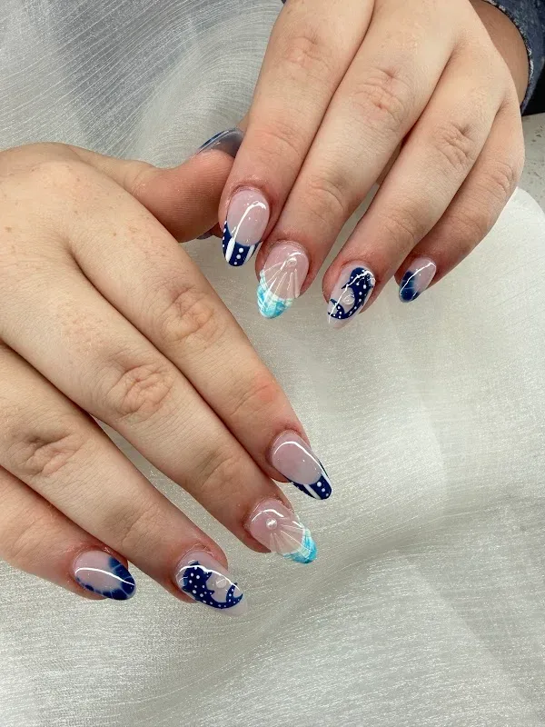 Logi Nails Salon Saint Augustine Fl — Nail salon in St. Augustine