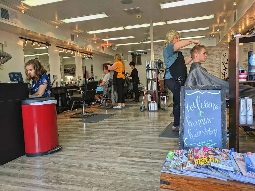 Henni's Hairshop — Beauty salon in West Lafayette