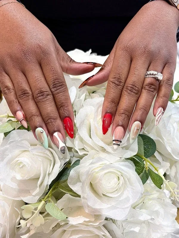 VIBE NAIL BAR FAIRBURN (10 off new customer) — Nail salon in Fairburn