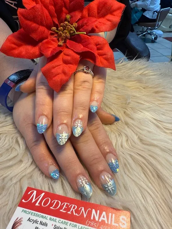 Modern Nails — Nail salon in Salina