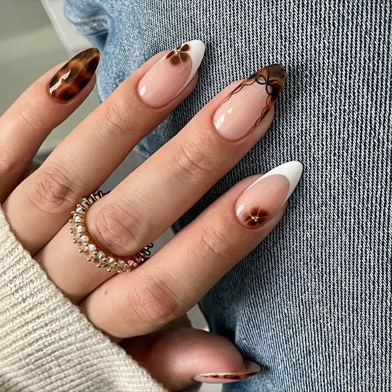 McHenry Nails & Spa — Nail salon in Johnsburg