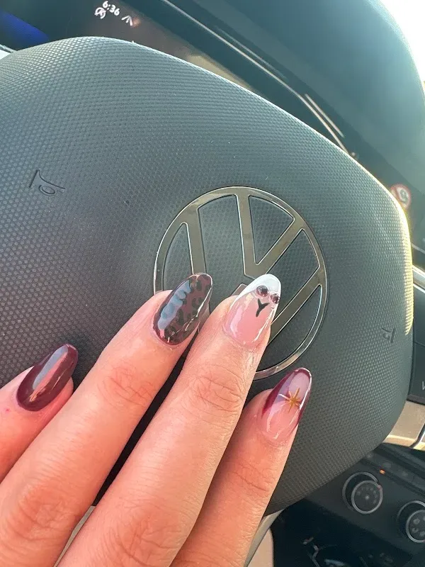 Pro Nails — Nail salon in Columbia