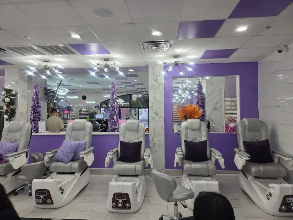 Lavender Nails — Nail salon in Dallas