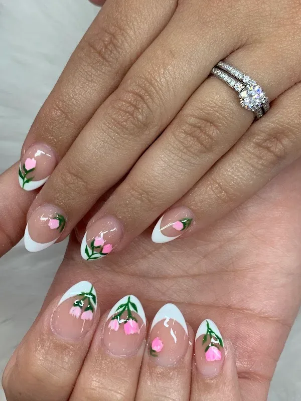 Nails of U.S — Nail salon in Lady Lake