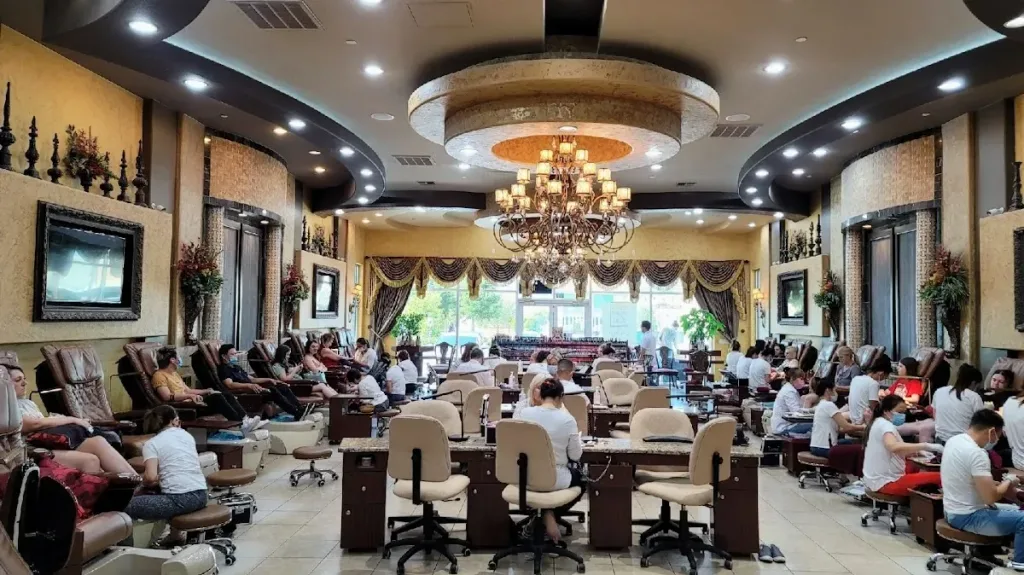GrandLux Nail Salon Riverwalk - 15% OFF First Visit — Nail salon in Flower Mound