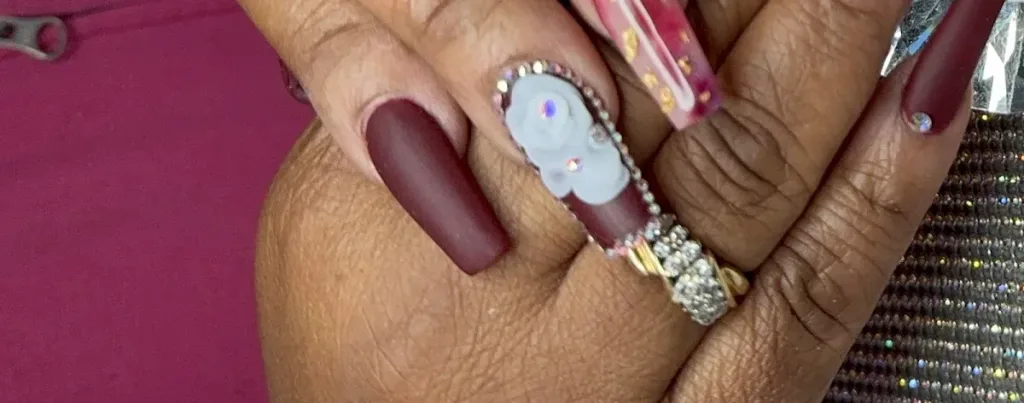 Top Nails — Nail salon in Omaha