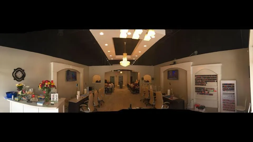 Nail Lounge & Spa — Nail salon in Bryant
