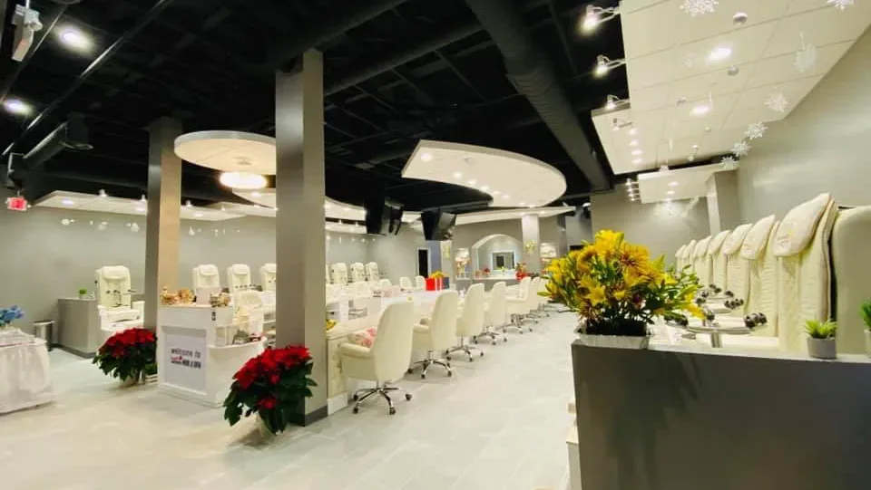 Sun Prairie Nails & Spa ! Premier Nail Experience — Nail salon in Sun Prairie