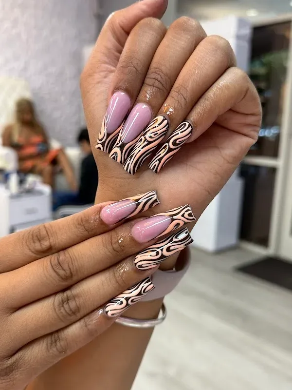 Avalon Nails and Spa — Nail salon in Charlotte