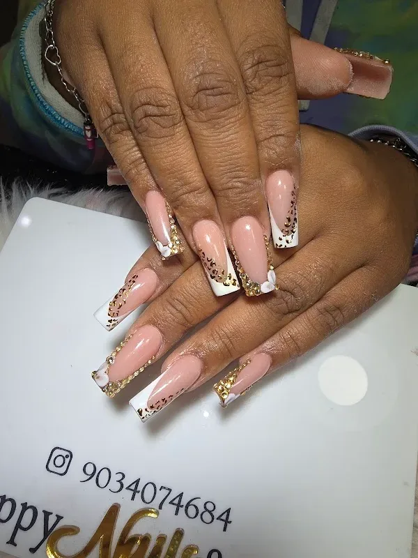 Happy Nails & Spa — Nail salon in Marshall