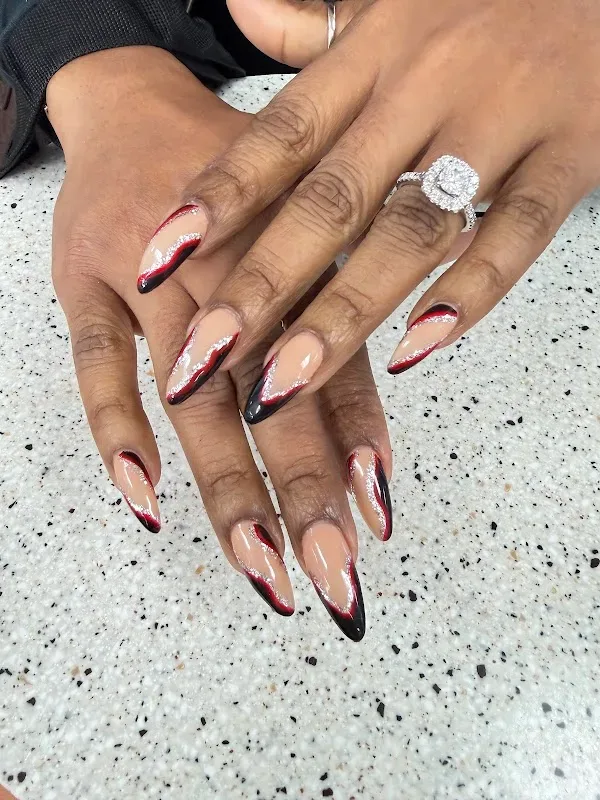 Elle Nails — Nail salon in Norcross