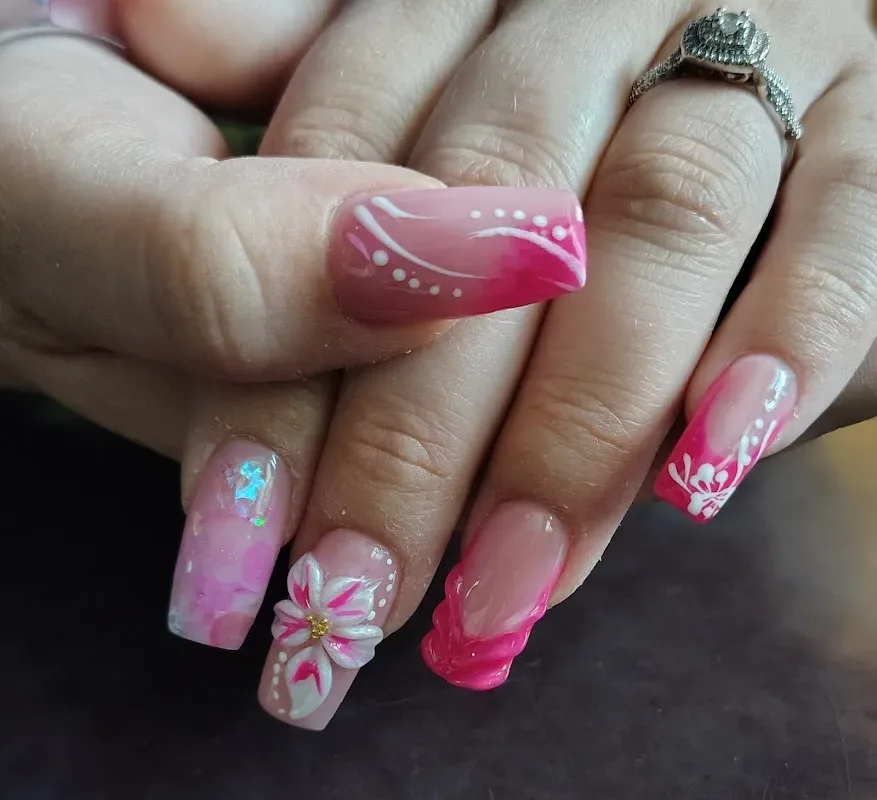 L.A Nails — Nail salon in Columbus