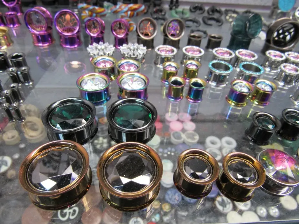 Z-Edge Tattoo and Body Piercing North — Tattoo and piercing shop in Sarasota