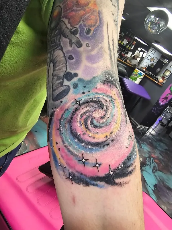 Wicked Ink Tattoo & Body Piercing — Tattoo shop in Knoxville