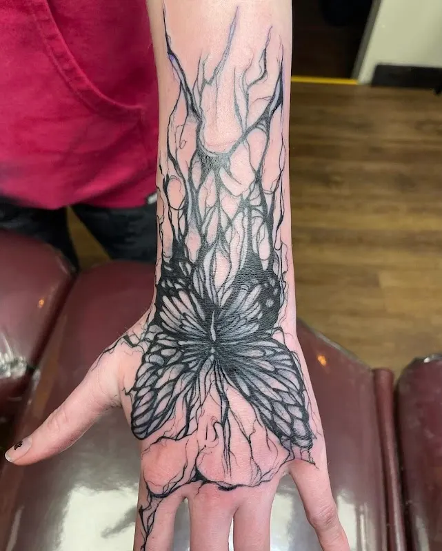 Couture Tattoo and Body Piercing — Tattoo and piercing shop in Canton