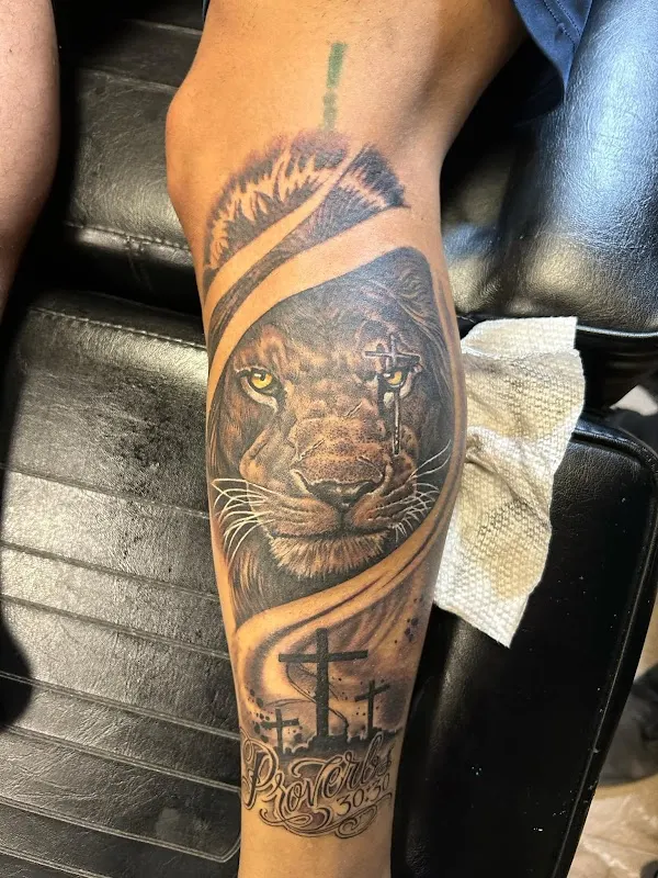 Konker Tattoo — Tattoo shop in Elsa