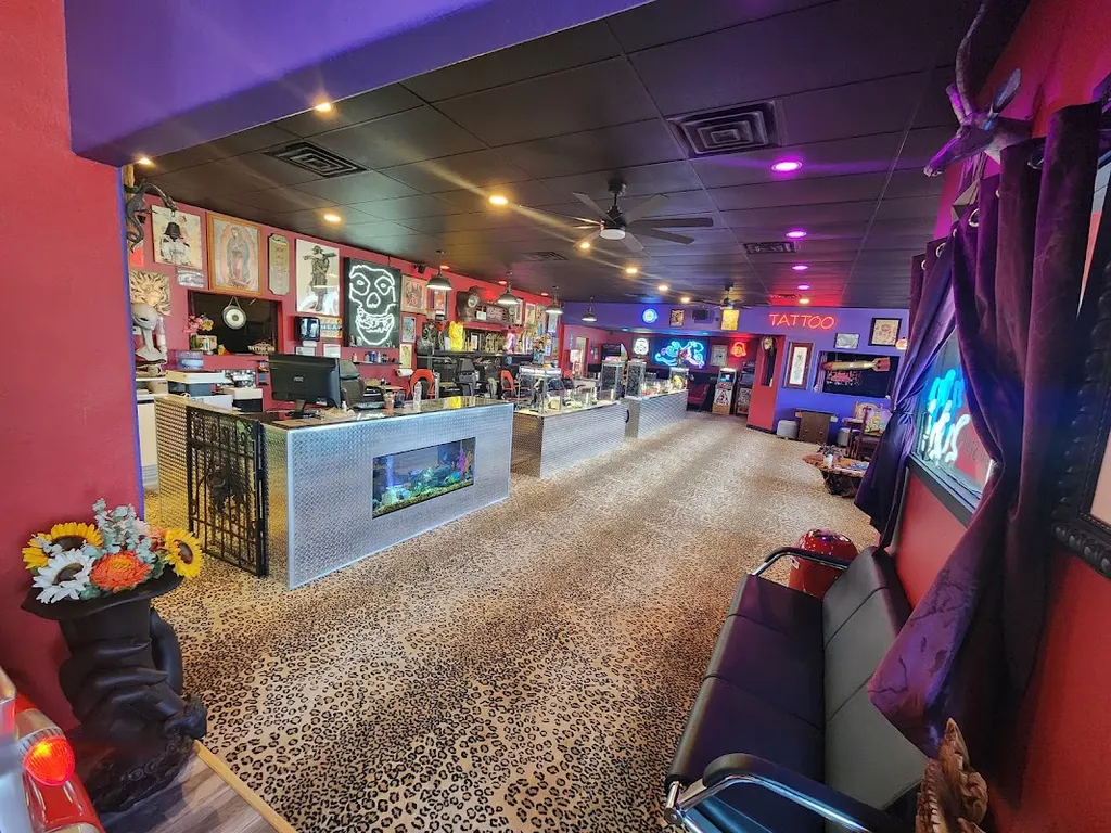Tattoo Bob's — Tattoo shop in Rockford