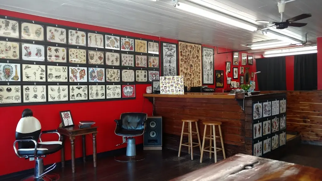 American Classic Tattoo — Tattoo shop in Panama City Beach