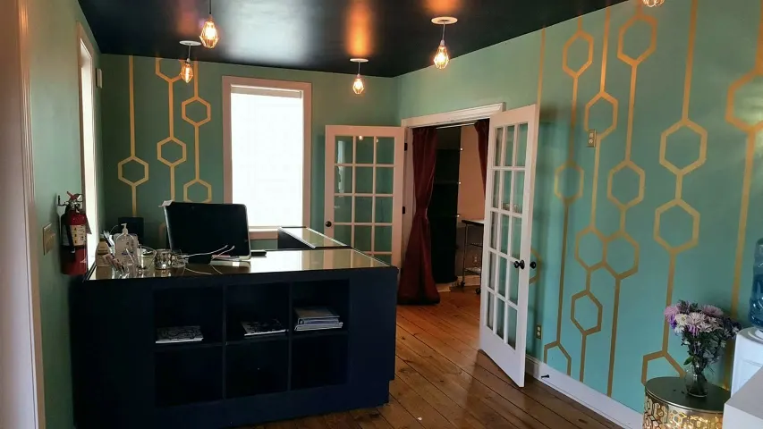 Studio 85 Tattoo — Tattoo shop in Lebanon