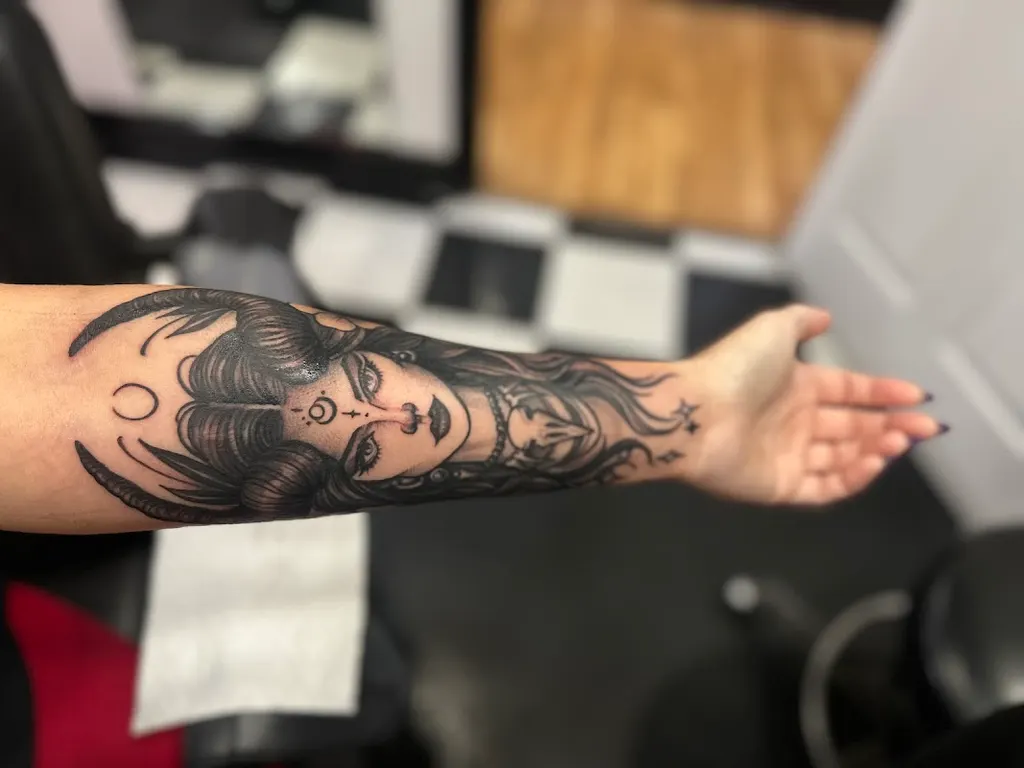 Castle of Color Tattoo & Body Piercings — Tattoo shop in Nicholasville