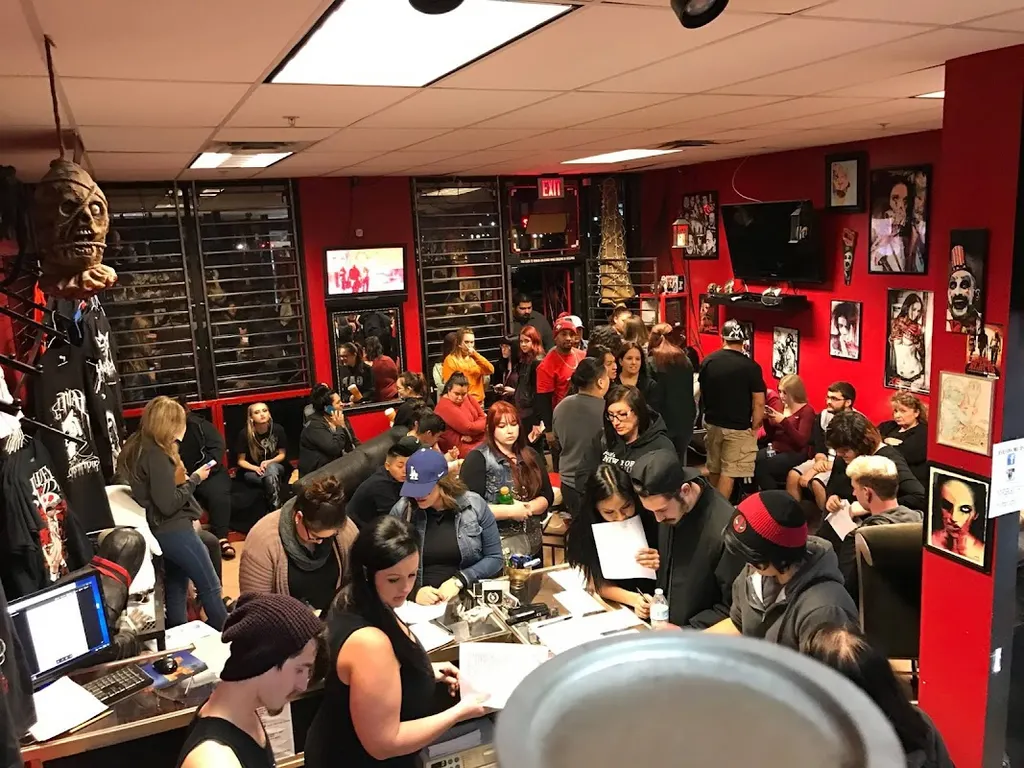 Ritual Addictions Tattoo and Piercing — Tattoo shop in Glendale