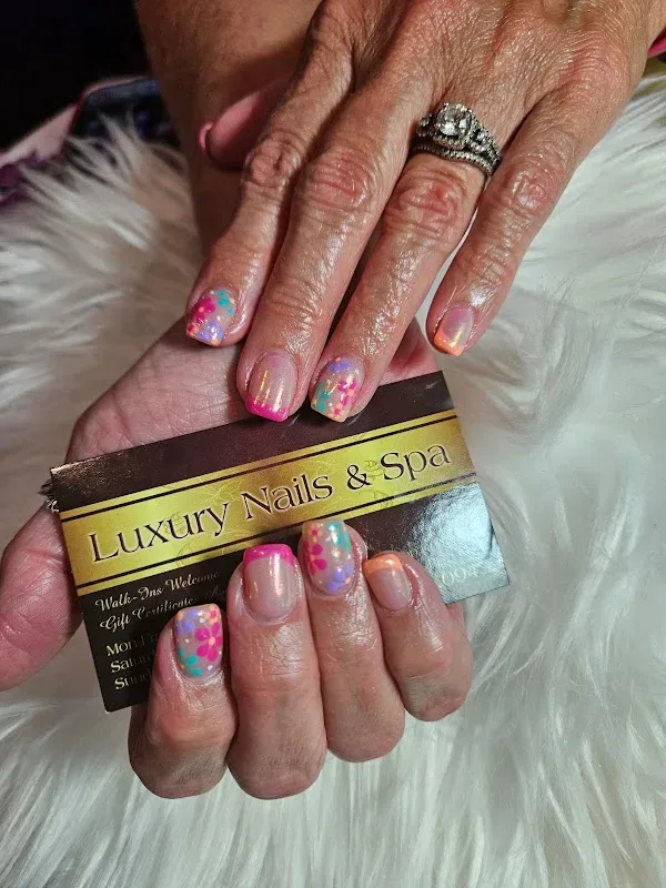 Luxury Nails & Spa — Nail salon in Ocala